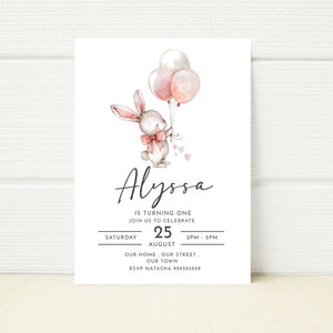 Convite de aniversário de 1 ano do coelho editável digital para impressão primeiro aniversário menina minimalista aquarela caprichoso convite de aniversário