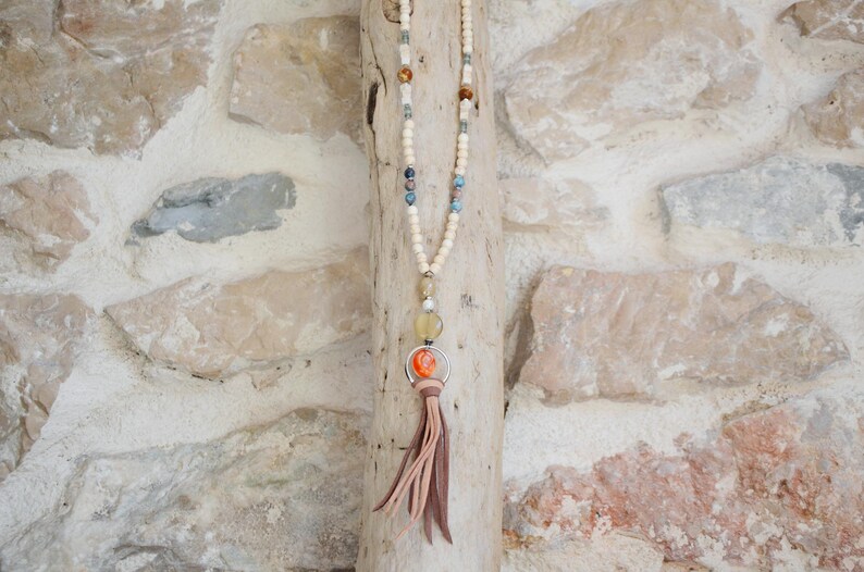 Glass beads and semiprecious stones Necklace OMBELLE