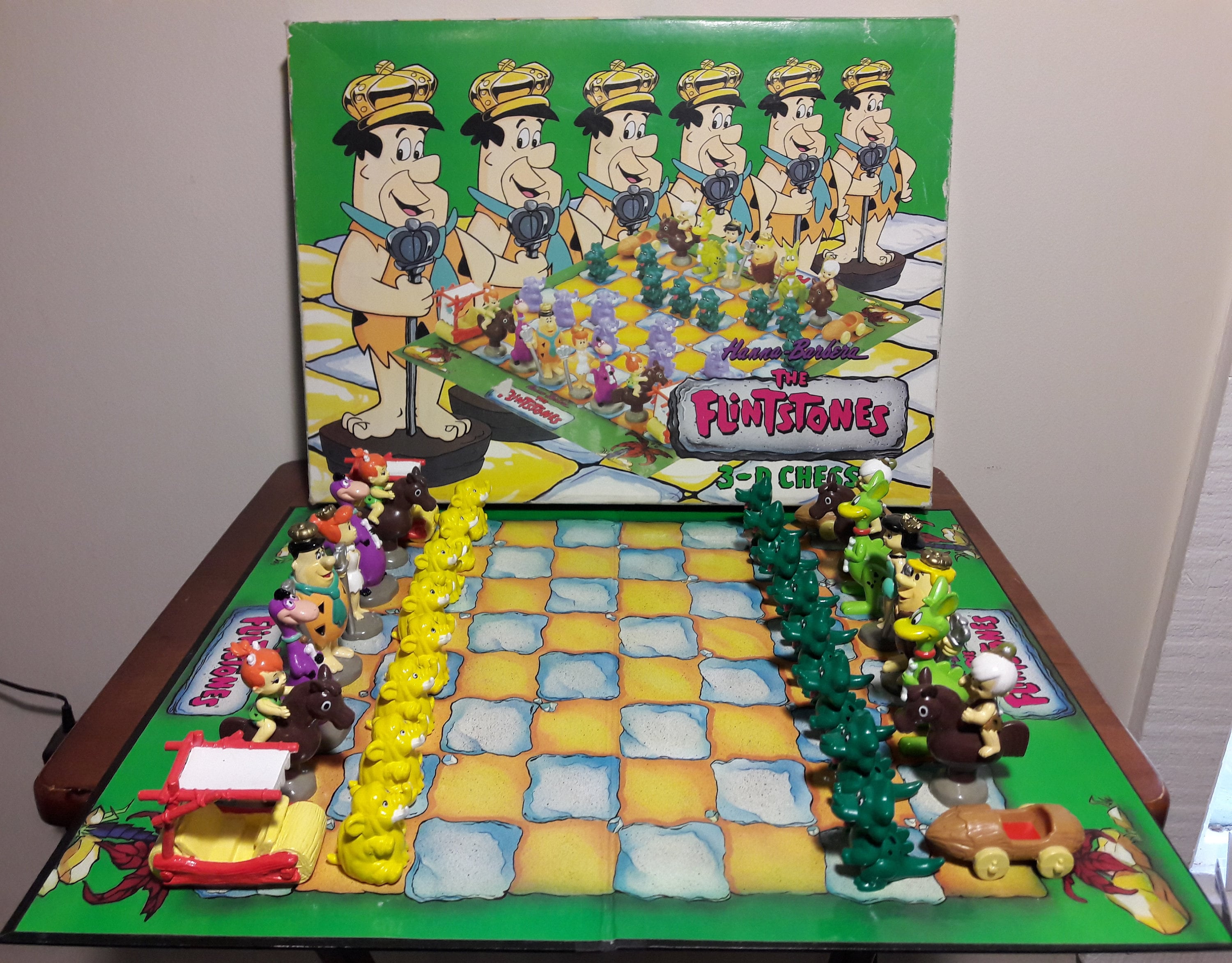 フリントストーン　チェス　レトロゲーム The Flintstones Chess Set - 1993 Cartoon Hanna Barbera Vintage 90s