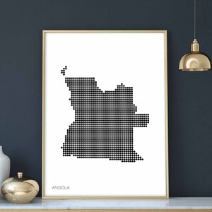 ANGOLA Minimal Dots Retro Landkarte schwarz weiß Wand Dekor Design modern schweizer skandinavisch nordisch Einweihungsparty Reise Schlafzimmer