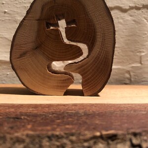 Road to Cross in round yew - small