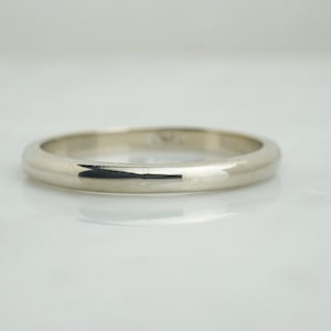 Classy Vintage 14K Solid White Gold Band Ring