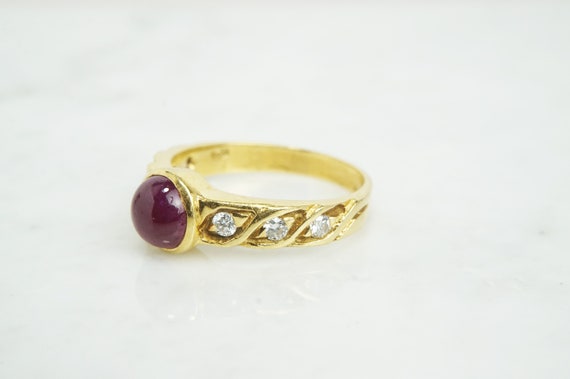 Gorgeous 18K Ruby & Diamond Ring - image 2