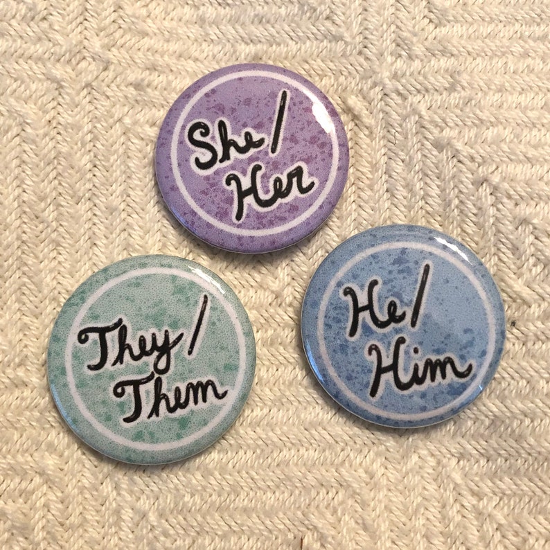 1.25 Pronouns Buttons