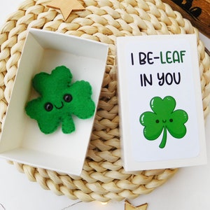 Felt motivational clover shamrock kawaii in a matchbox, St. Patrick&#39;s day shamrock, cute gifts for friends, funny puns, lucky charm