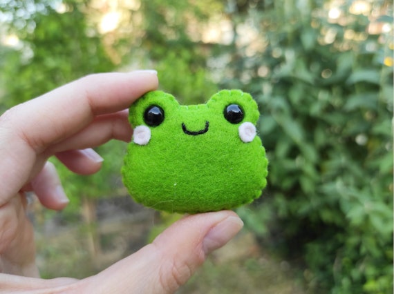 Buy Felt Frog Kawaii Pin Accessories Brooch, Cute Froggy, Frog Gifts Online  in India 