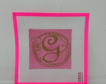 Lienzo bordado con monograma de Glinda