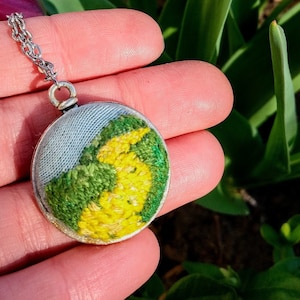Goodbye, Yellow Brick Road embroidered pendant in 25mm. Victorian, Vintage, Retro. Recycled.