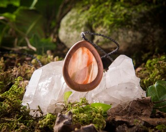 Agate driftwood necklace