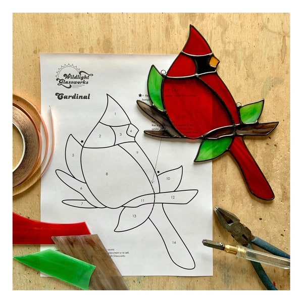 DIGITAL DOWNLOAD pattern | Cardinal bird stained glass pattern | Beginner pattern