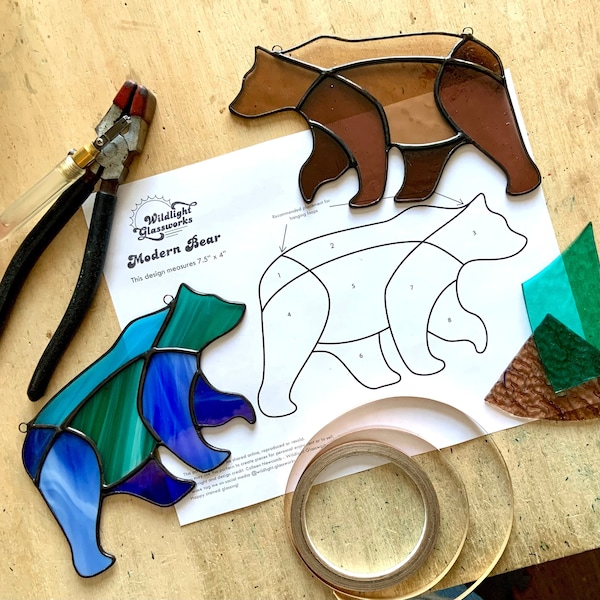 DIGITAL DOWNLOAD pattern | Modern Bear Stained Glass Animal Pattern