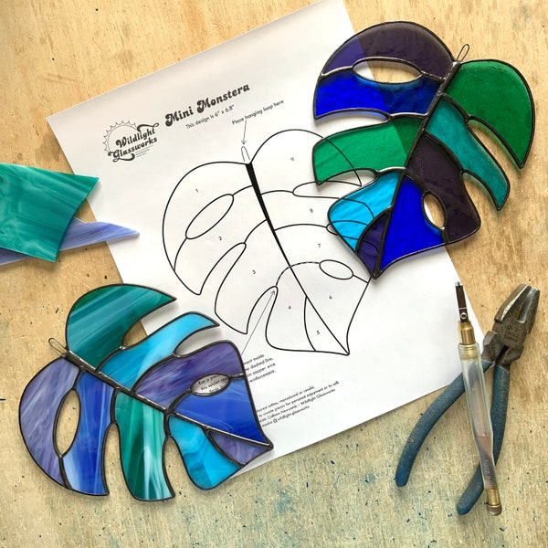 DIGITAL DOWNLOAD pattern | Mini Monstera leaf stained glass pattern | Beginner pattern