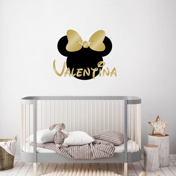 Sticker Mural Mickey Avec Prénom Personnalisé – « Fais De Beaux Rêves »