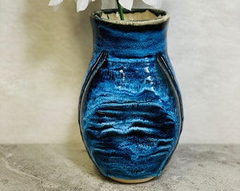 Blue Ceramic Vase, Decorative Vase, Table Decor, Center Piece, Housewarming Gift, Holiday Gift,  Wedding Gift, Handmade Pottery, Home decor