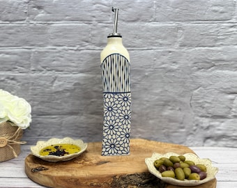 手作りの陶器製オリーブオイルディスペンサー | トルコ風の花柄オイル