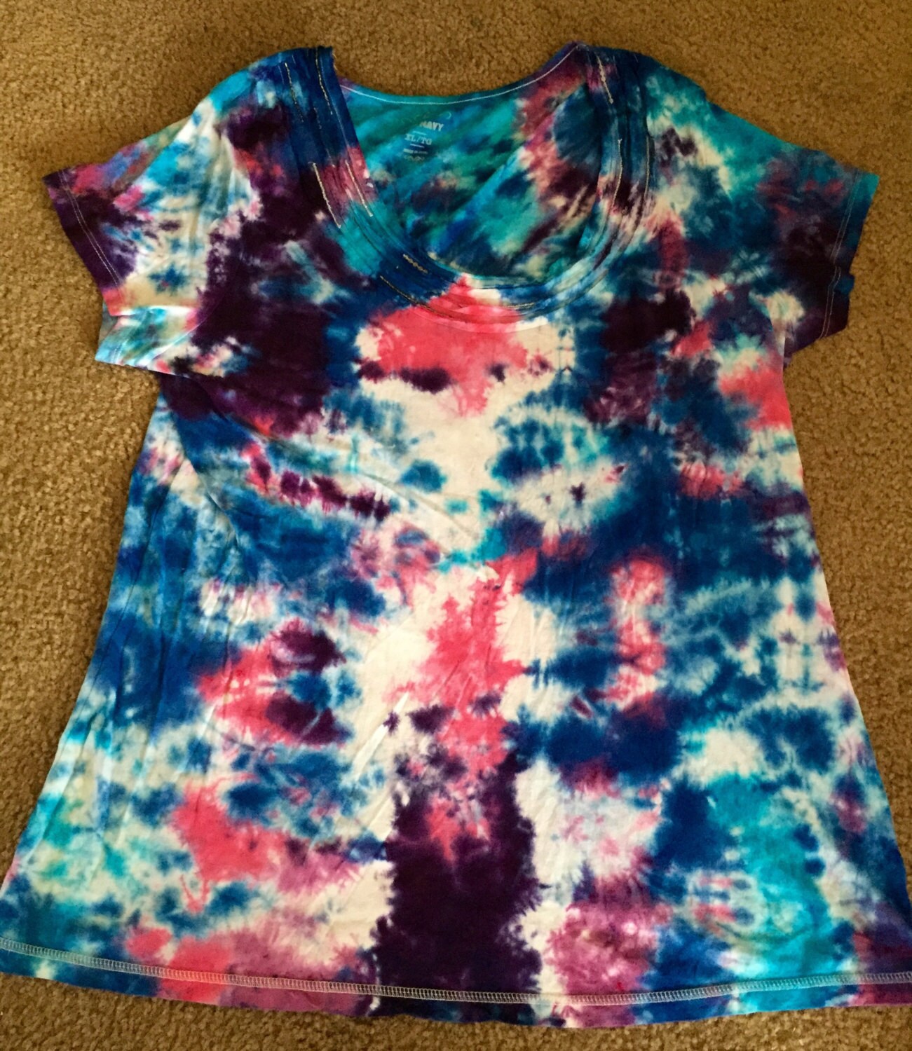 Bree All Scrunched Up Perky Tie Dye Tee with Decorated Scoop | Etsy