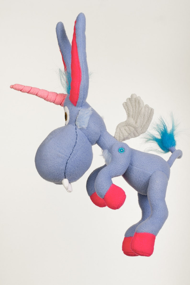 Happy Show Inspiriert Blue Happy Unicorn Plushie, Imaginary Horse handgemachter Plüsch, etwa 45 cm hoch, super kuschelig Bild 5