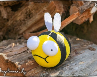 Invader Zim inspired - handmade Death Bee plush, 8.6 in, soft decoration