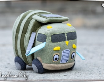 Trash Truck plush, handmade cuddly truck, 6.2 inches high, made to order