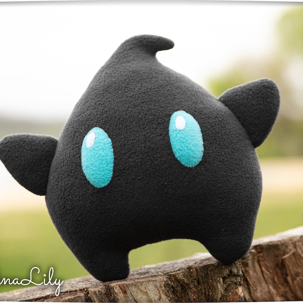 Luma Plushie, ultra schwarzer weicher Stern, 20 cm, handgemachter Plüsch, auf Bestellung