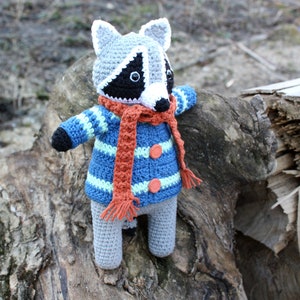 Crochet raccoon toy, Grey toy, Stuffed raccoon, Woodland animal, Forest Nursery decor, Soft birthday gift, Baby toy, Newborn gift