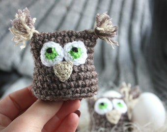 Egg cozy Owl, crochet agg cosy, hat for agg, egg warmer, egg holder, kitchen decor, Easter decor owl