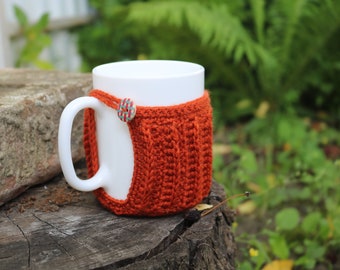 Tassenwärmer mit Kürbisdesign, gehäkelter Kaffeetassenwärmer, Halloween-Dekor, Tasse mit Strickbezug, Herbststimmung