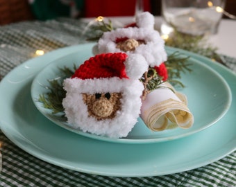 Christmas table decor, crochet napkin rings, set of 2, christmas dining napkin holder, Santa Claus, crochet Santa, New Year party decor