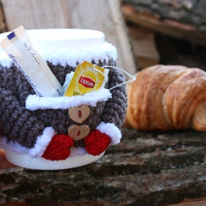 Gray mug cozy, crochet mug cover, mug cosy with pocket, pocket on the cup, Santa mug cosy, Christmas mug, New Year gift, mug sweater