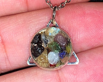 Psychic Spell Necklace/ Preserved Connect to Your Higher Self Spell/ Intuition Necklace/ Spell Necklace/ Crystal Necklace/ Herbal Necklace