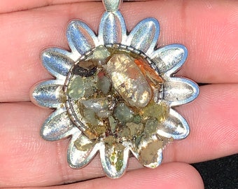 Sunflower Money Drawing Spell Necklace/ Prosperity Spell Talisman/ Money Drawing Necklace/ Spell Necklace/ Crystal Necklace/ Herbal