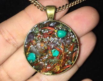 Psychic Spell Necklace/  Preserved Connect to Your Higher Self Spell/ Clarity Necklace/ Spell Necklace/ Crystal Necklace/ Herbal Necklace