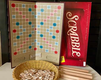 Scrabble Game-Complete in Original Packaging-Parker Brothers-2001-Complete in Original Box