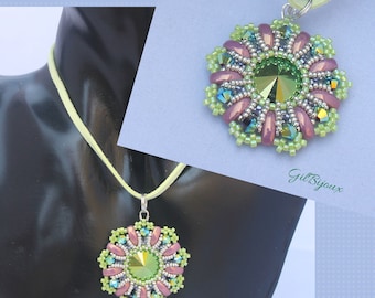 DIY Beading Tutorials and Patterns, Gwen Pendant Tutorial with Swarovski and Cali Beads. Pendant for Necklace