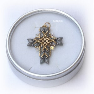 DIY, Beaded Cross pendant pattern, with Diamonduo and Swarovski. image 8