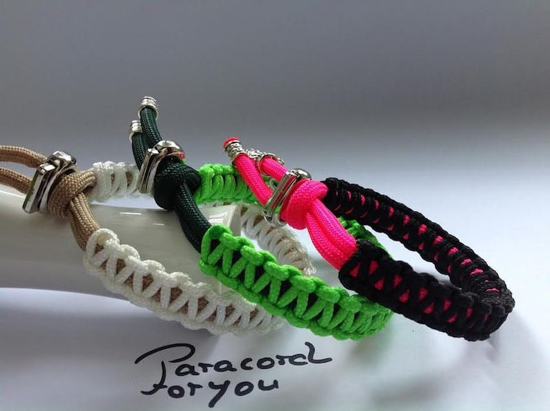 Frauen Armband aus US Paracord-Verstellbar-Farben frei wählbar Bild 1