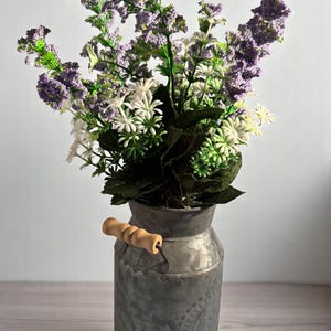 Lavender Flowers in Farmhouse Metal, Lavender Centerpiece, Farmhouse Decor, Lavender Arrangement, Lavender Decor, Kitchen Decor, Simplistic