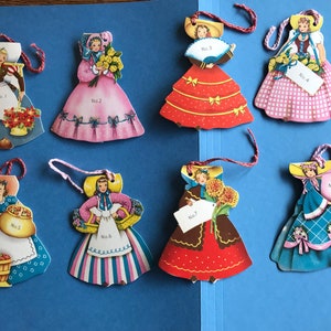 Set di 8 segnaposto vintage da ponte, etnici internazionali, in costume, da donna in tutto il mondo, in carta, per scrapbooking, segnaposto, effimeri