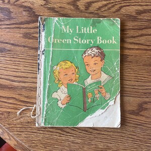 Vintage School Primer "My Little Green Story Book" usato, 1949 Illustrato per bambini, facile da leggere Lavoretti di carta 64 pagine ppbk Ginn And Co.