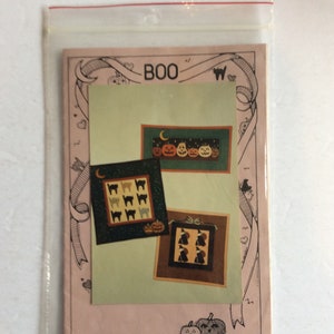 Halloween 3 Little Quilts BOO-Little Brown House Patterns small wall hangings Patterns No-Sew easy Appliqué Cats Pumpkins Witches NOS OOP