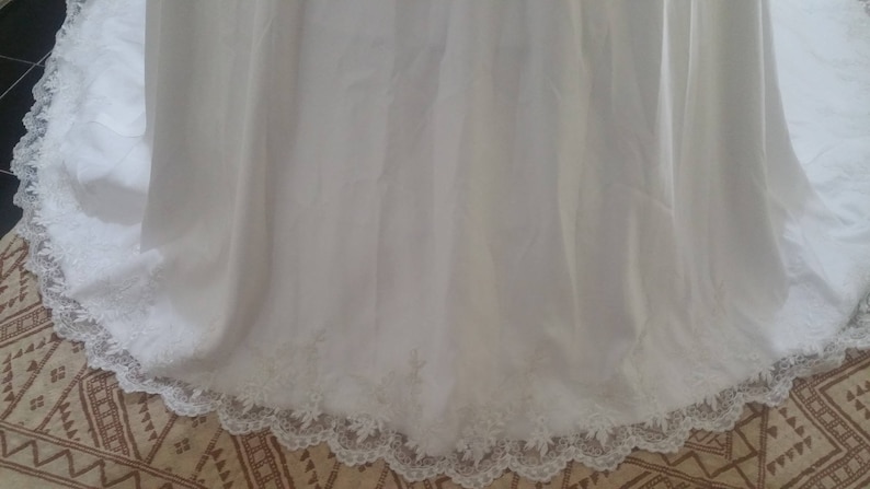 wedding dress Bridal dress organza and white lace drags satin Cathedral duchess MAGIC dress Wedding dress FRENCH manufacturing