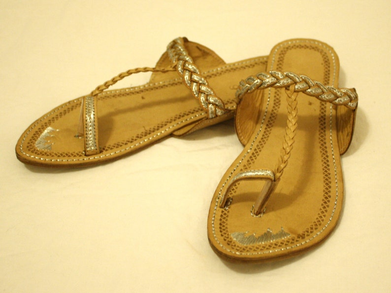 kolhapuri sandals