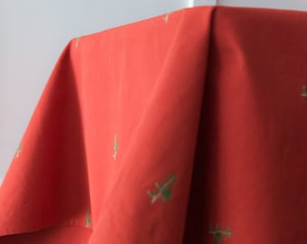 Burnt Red and Green Fleur Tablecloth