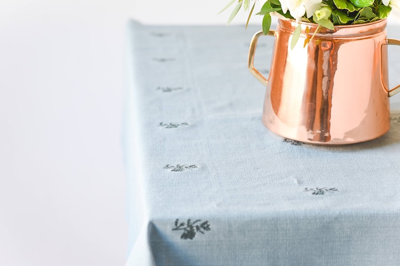 Blue/Green Embroidered Tablecloth Cotton Tablecloth Rectangular Tablecloth Embroidery Machine Washable Floral Tablecloth image 3