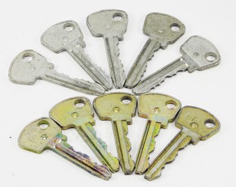 skeleton keys furniture keys steampunk findings door keys cabinet keys decorative primitive keys unique small keys antique wedding projects