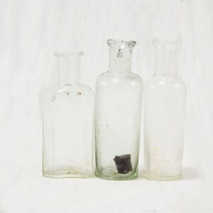 bottles glass jars medical bottles clear jars pharmacy poison bottle laboratory tools hospital supply perfume bottles medical history image 8