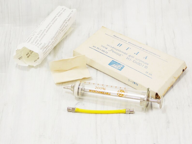 medical syringe doctor tools pharmacy glass syringe needle antique medical equipment primitive decor veterinary nurse medical assistant
