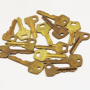 skeleton keys steampunk projects brass keys primitive small keys unique antque keys old door keys house keys decorative keys romantic keys