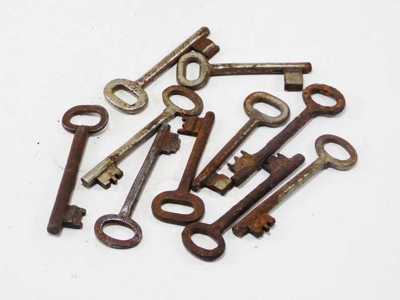 Large keys rare skeleton keys vintage keys for crafting supply Etsy