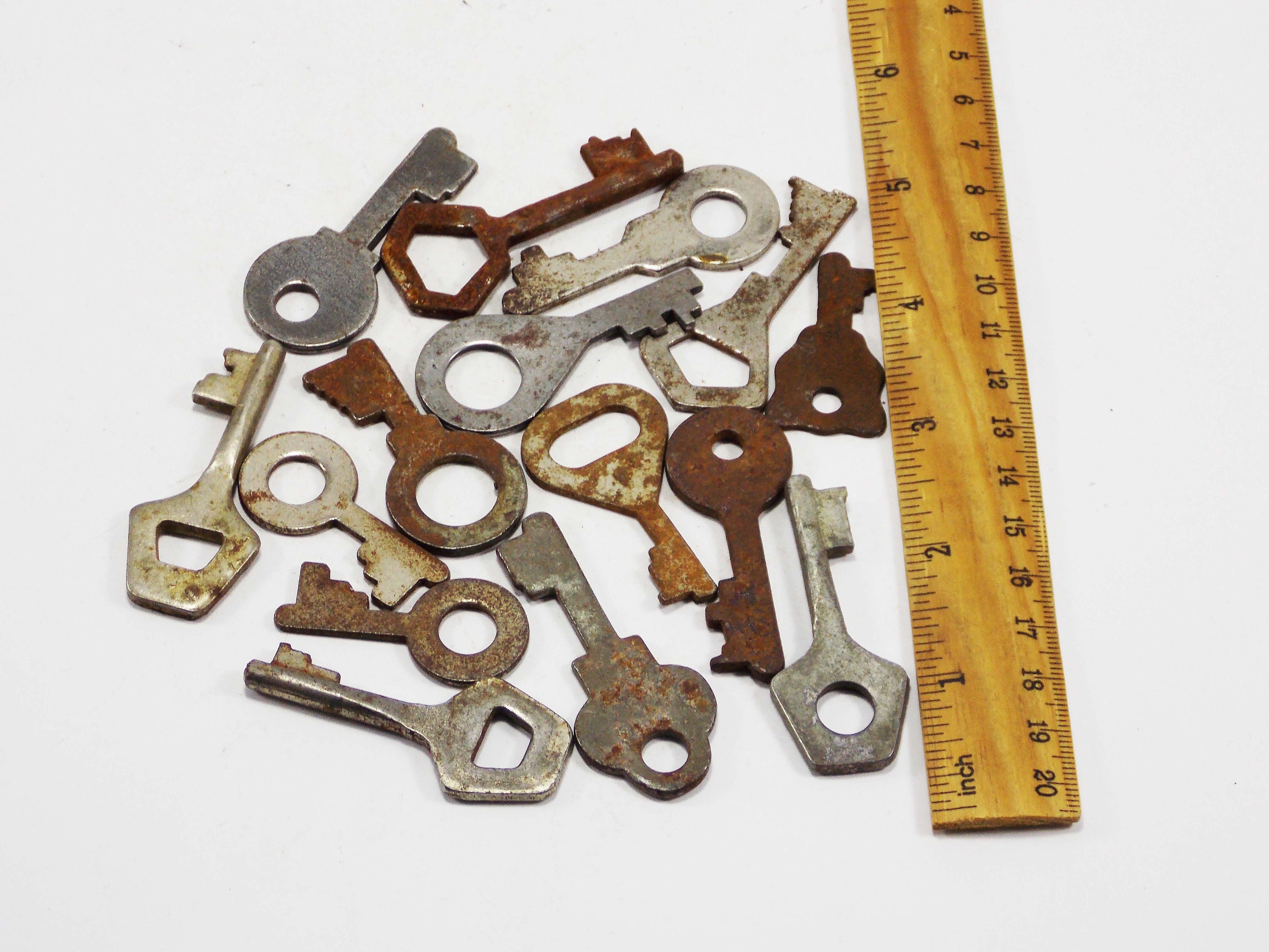Original Keys Small Keys Antque Decorative Keys Metal House Etsy UK